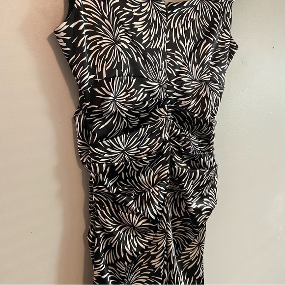 Jessica Black and White Ruched Sheath Midi Dress - Picture 6 of 6